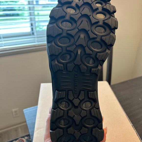 Merrell Winter Pull on boots in Camel- brand new - Picture 4 of 6